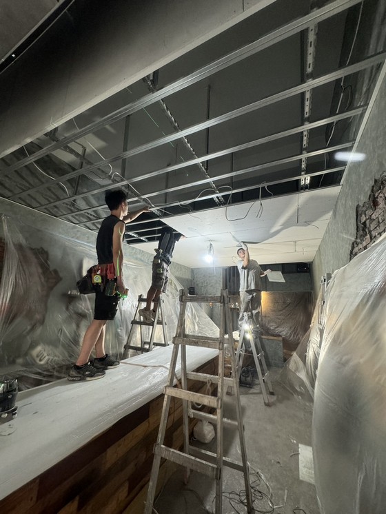 高雄天花板室內裝潢