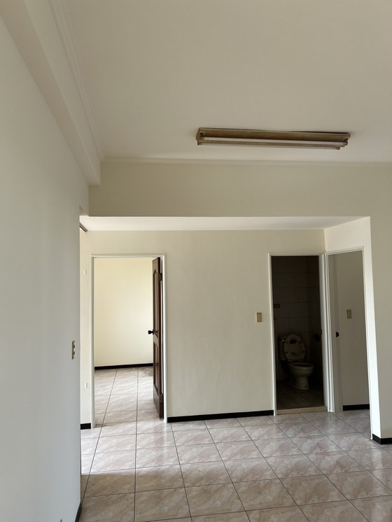 高雄苓雅區油漆