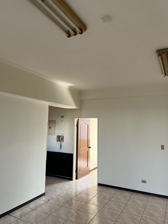 高雄苓雅區油漆